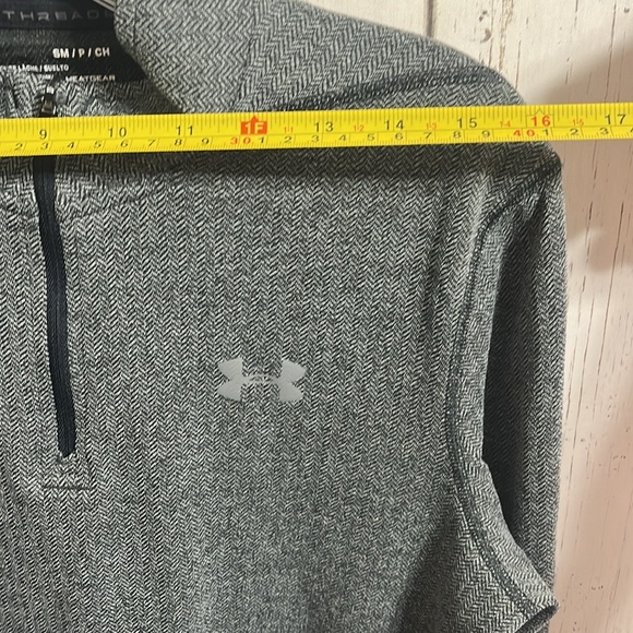 COPY - Under Armour Houndstooth Black Gray 1/4 zip pullover Size small - Picture 8 of 8